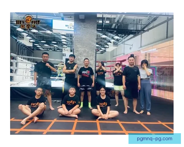 拳击初学者入门指南：基本技巧、训练要点及常见问题解答